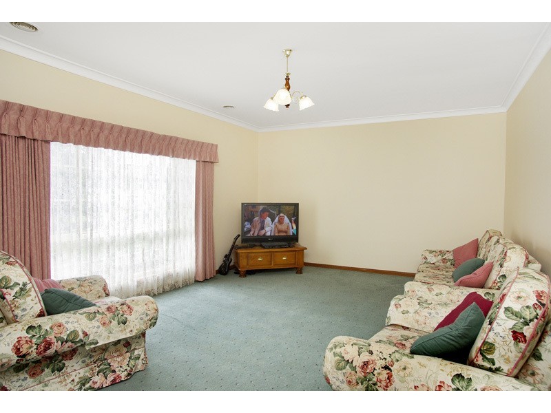 10 – 12 Langer Drive, St Albans Park VIC 3219