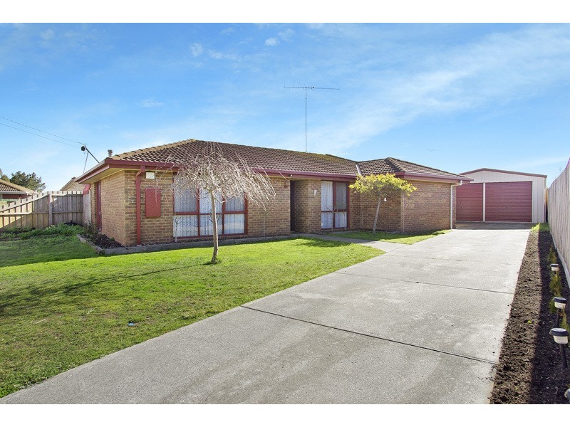 8 Mersey Court, St Albans Park VIC 3219