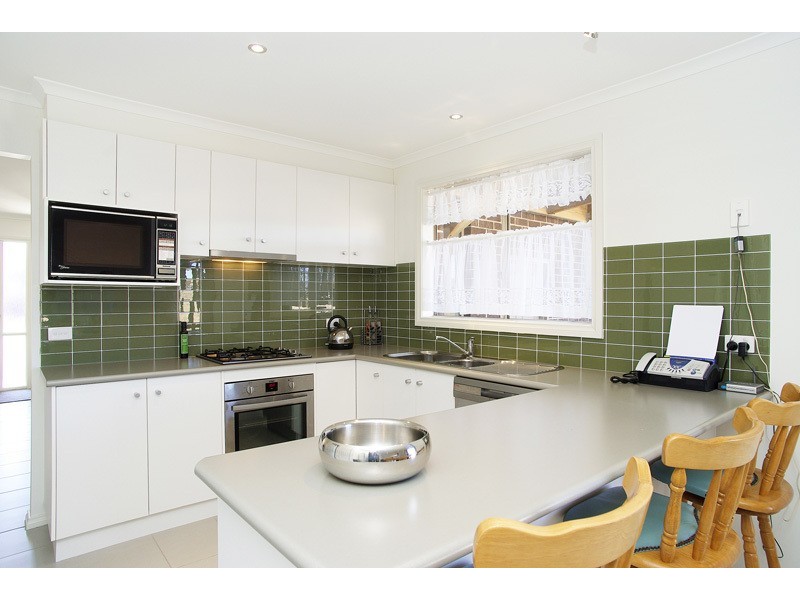 6 Muscovy Drive, Grovedale VIC 3216