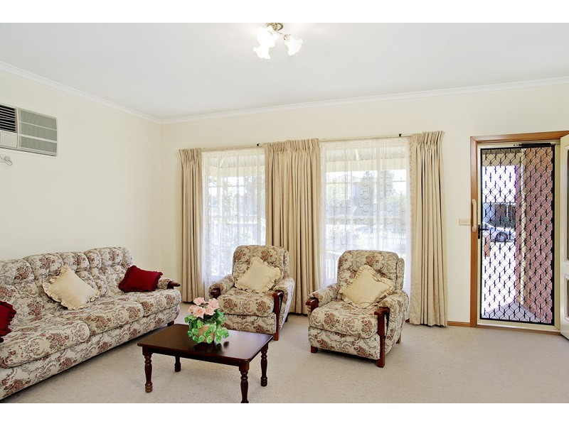 2/2 Jaybree Court, Grovedale VIC 3216