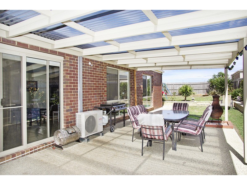 9 Cadarga Court, Grovedale VIC 3216