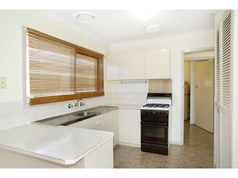 18 Norfolk Avenue, Grovedale VIC 3216