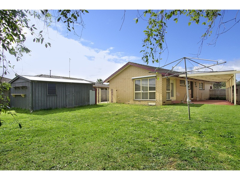 18 Norfolk Avenue, Grovedale VIC 3216