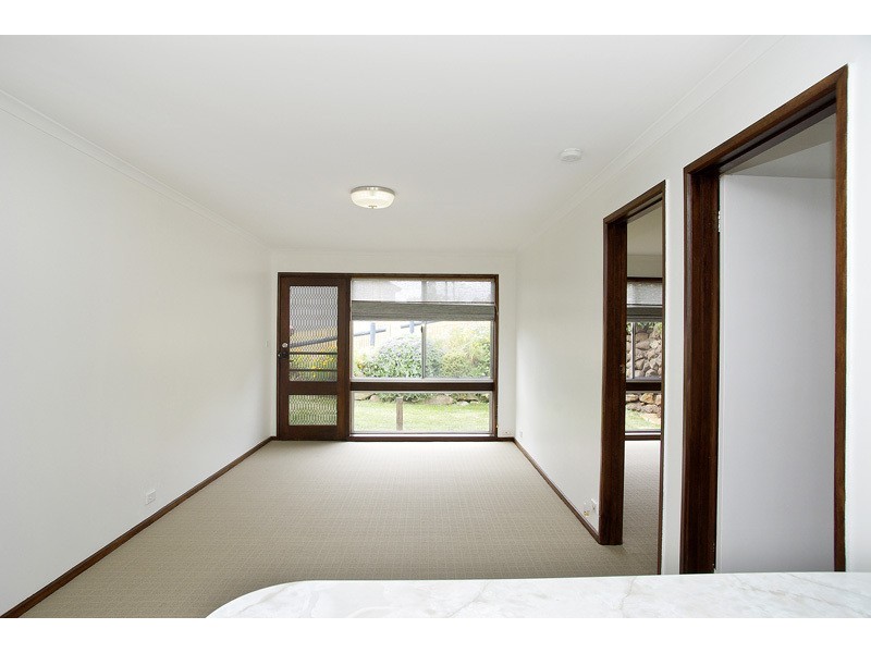 2/42 Helena Street, Highton VIC 3216