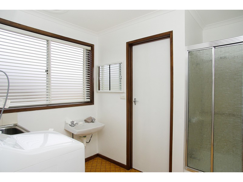 2/42 Helena Street, Highton VIC 3216