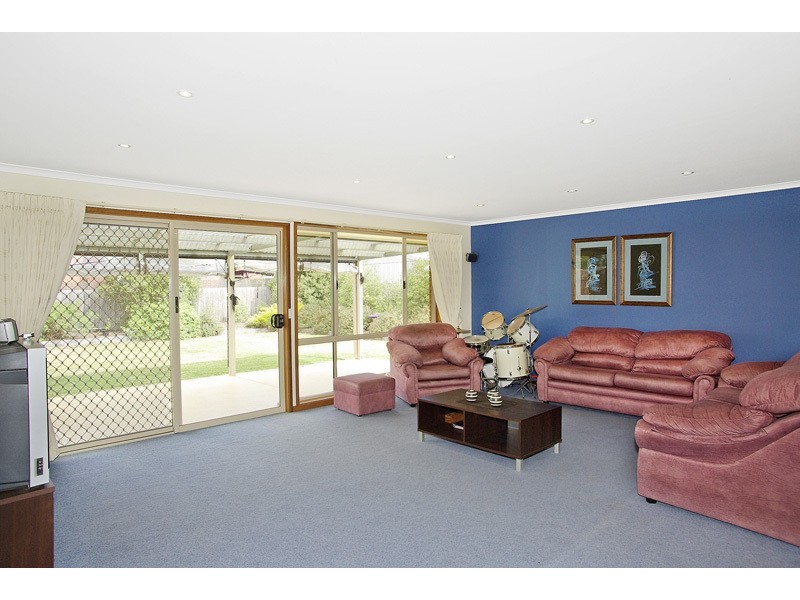 24 Burdoo Drive, Grovedale VIC 3216