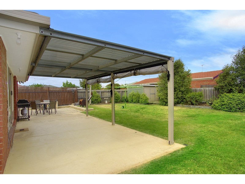 24 Burdoo Drive, Grovedale VIC 3216