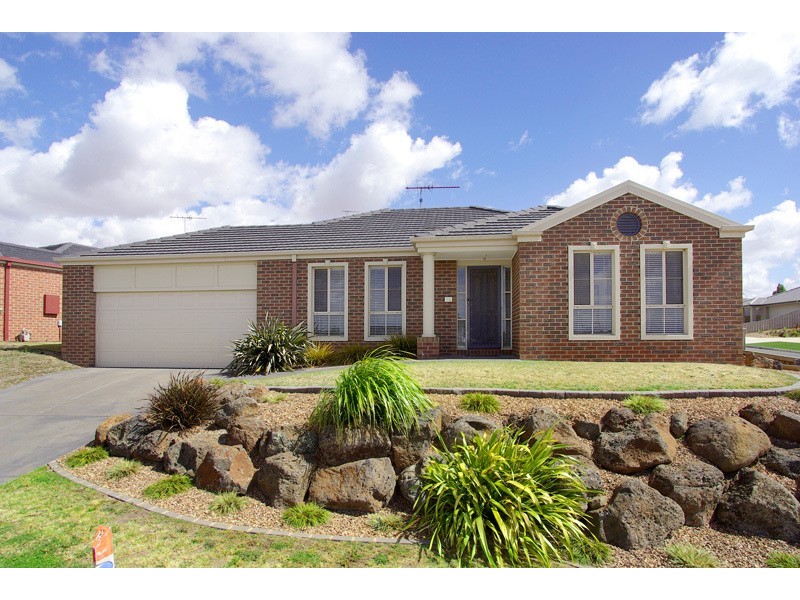 9 Rice Court, Highton VIC 3216