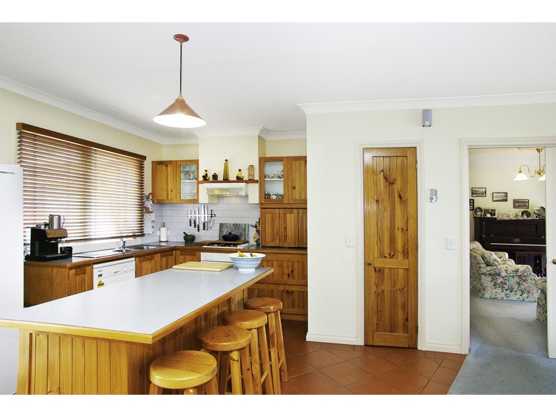 4 Moata Court, Grovedale VIC 3216