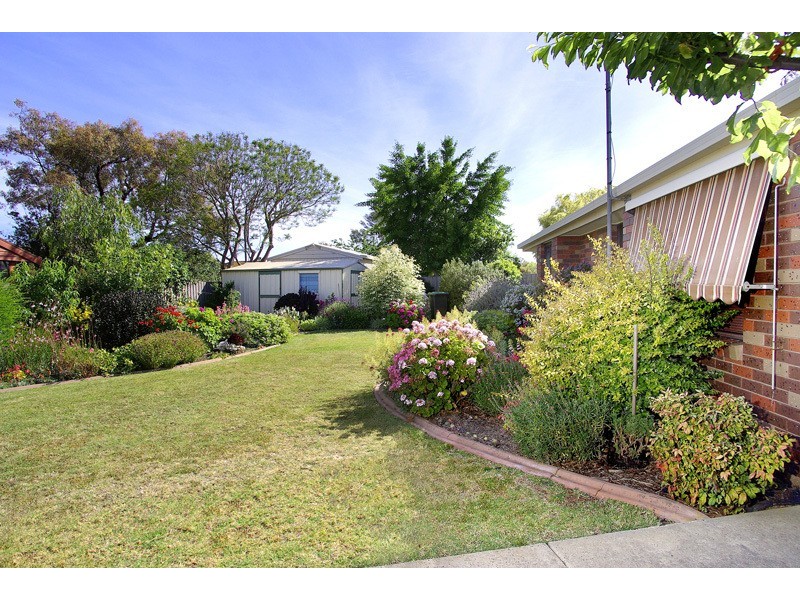 14 Tanunda Grove, Belmont VIC 3216