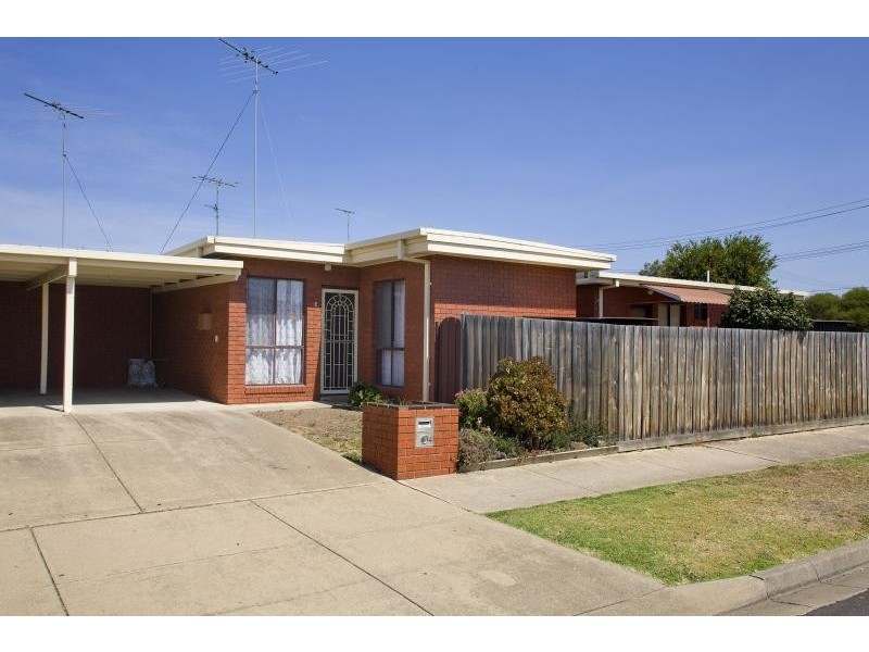 4/117 Solar Drive, Whittington VIC 3219