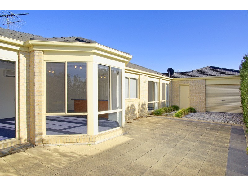 61 Bickford Road, Grovedale VIC 3216