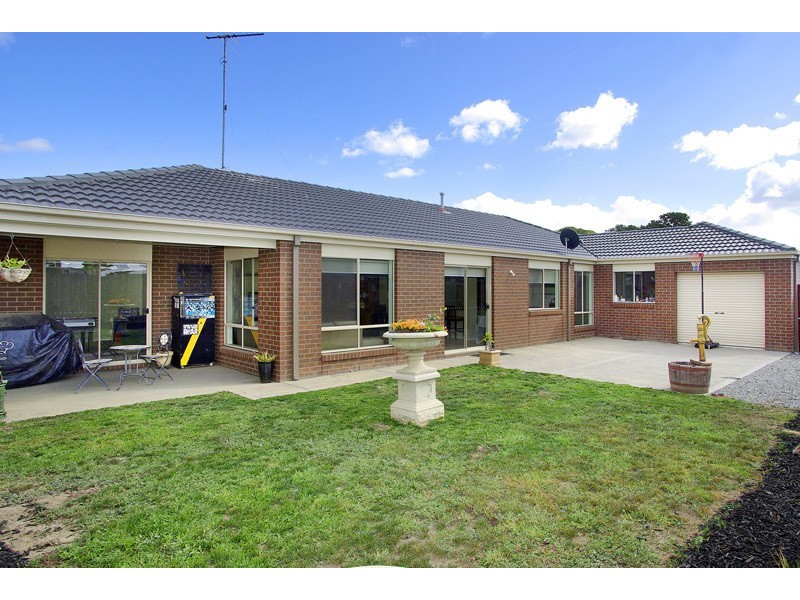 58 Pethajohn Parade, Grovedale VIC 3216