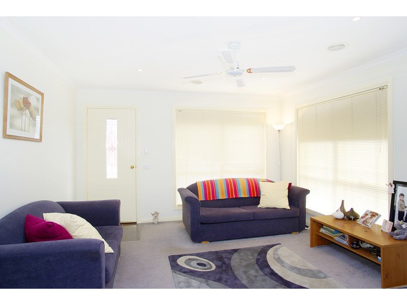 2/335 High Street, Belmont VIC 3216