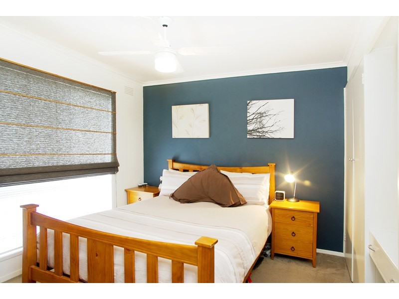 2/19 Corio Street, Belmont VIC 3216