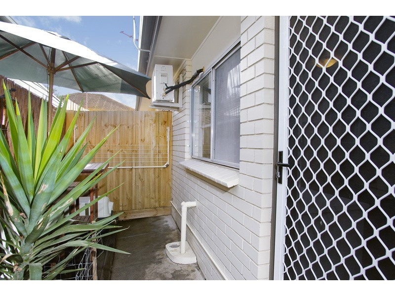 2/19 Corio Street, Belmont VIC 3216