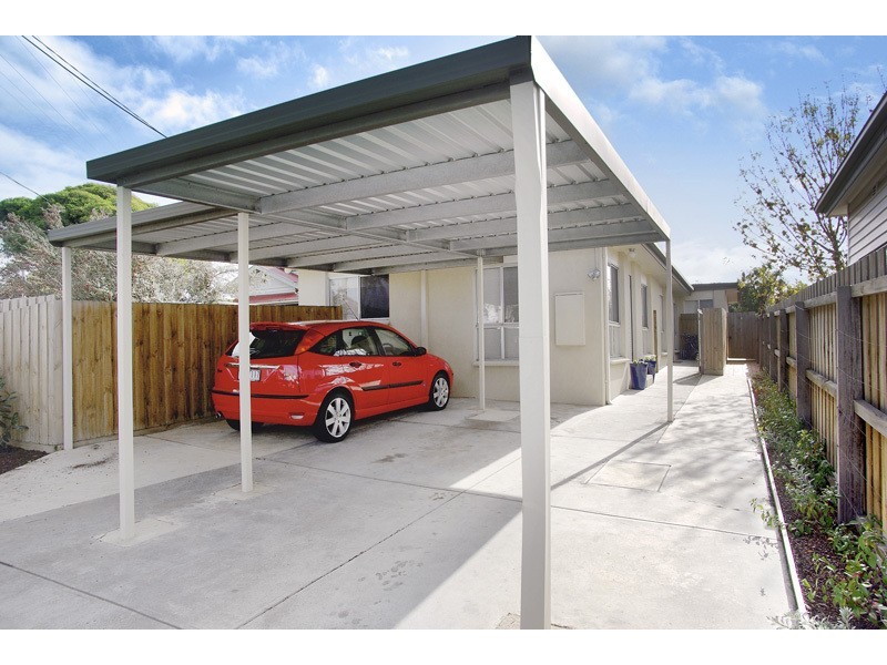 2/19 Corio Street, Belmont VIC 3216