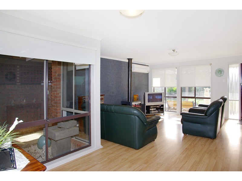 17 Villea Avenue, Grovedale VIC 3216