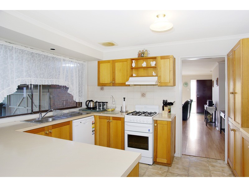 17 Villea Avenue, Grovedale VIC 3216