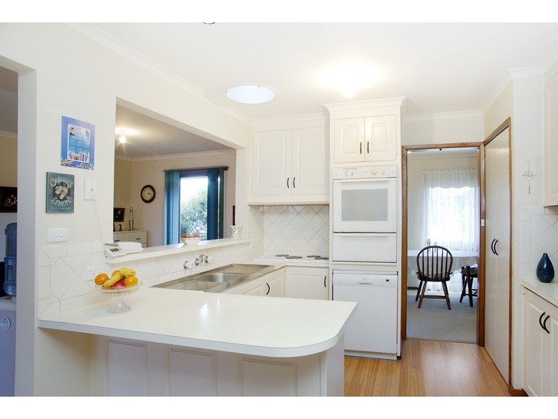 7 Crestmoor Drive, Highton VIC 3216