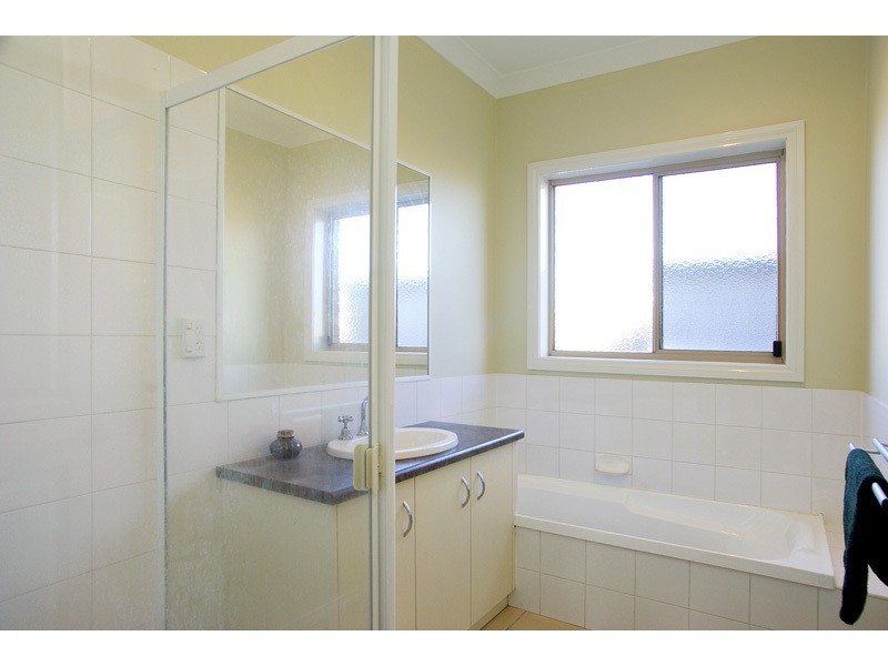 13 Michael Court, Grovedale VIC 3216