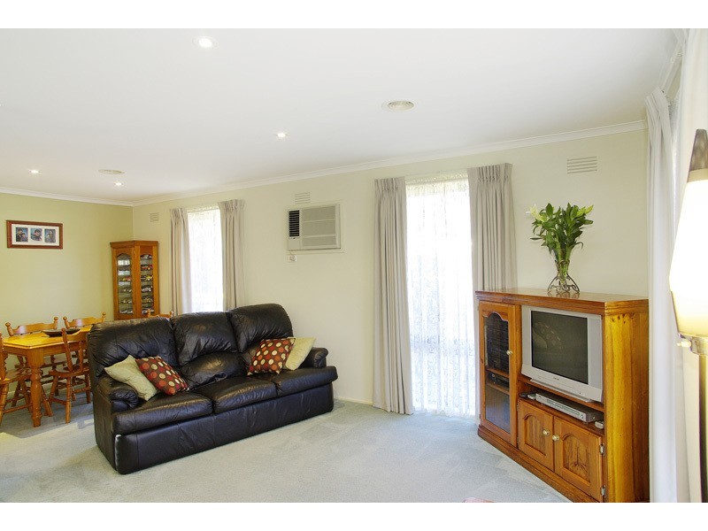 41 Birkenhead Drive, Grovedale VIC 3216