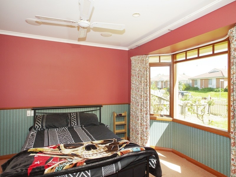 49 Bickford Road, Grovedale VIC 3216
