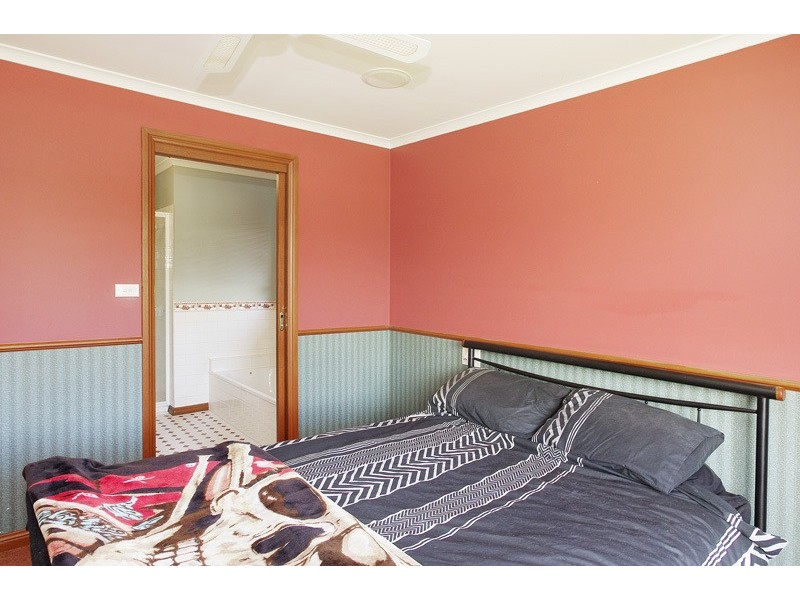 49 Bickford Road, Grovedale VIC 3216