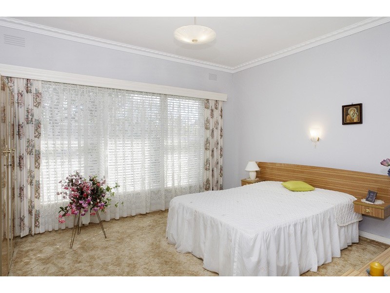 56 Oxford Street, Whittington VIC 3219