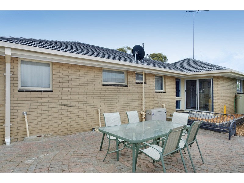 23 Gloucester Street, Grovedale VIC 3216