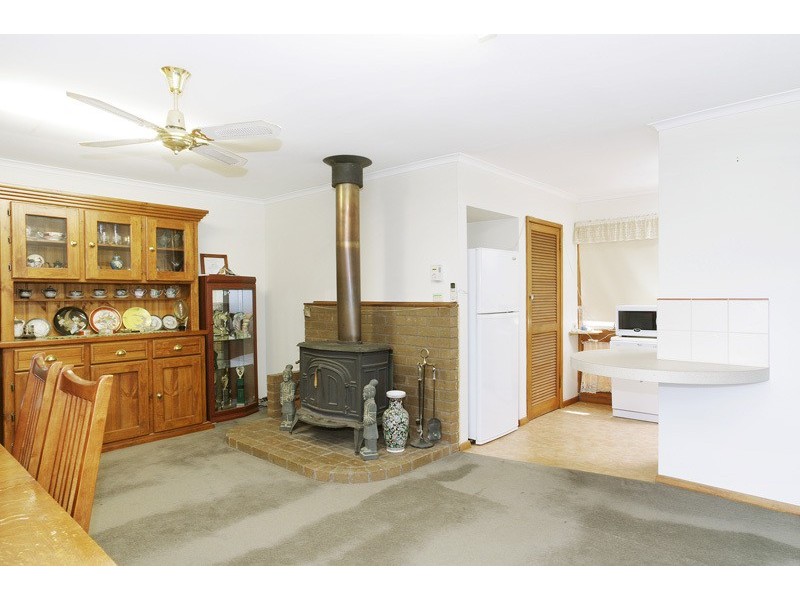 6 Flower Court, Grovedale VIC 3216