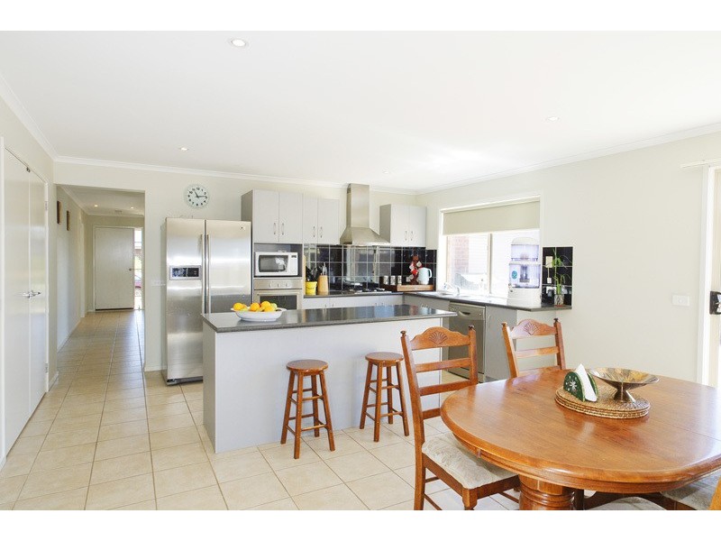 23 Michael Court, Grovedale VIC 3216