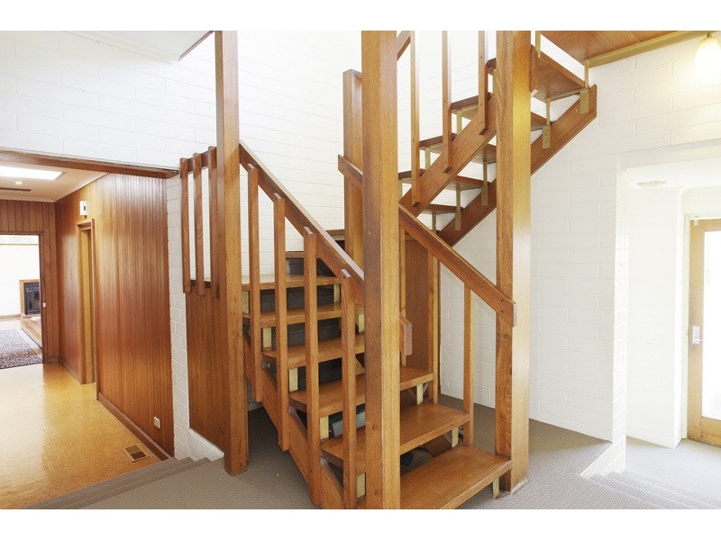 74 South Valley Road, Highton VIC 3216