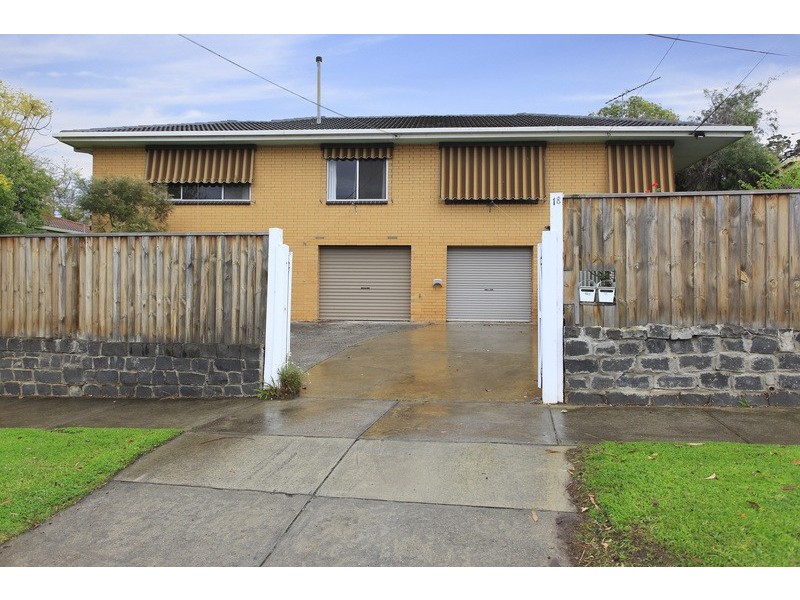 18 & 18A South Valley Road, Highton VIC 3216