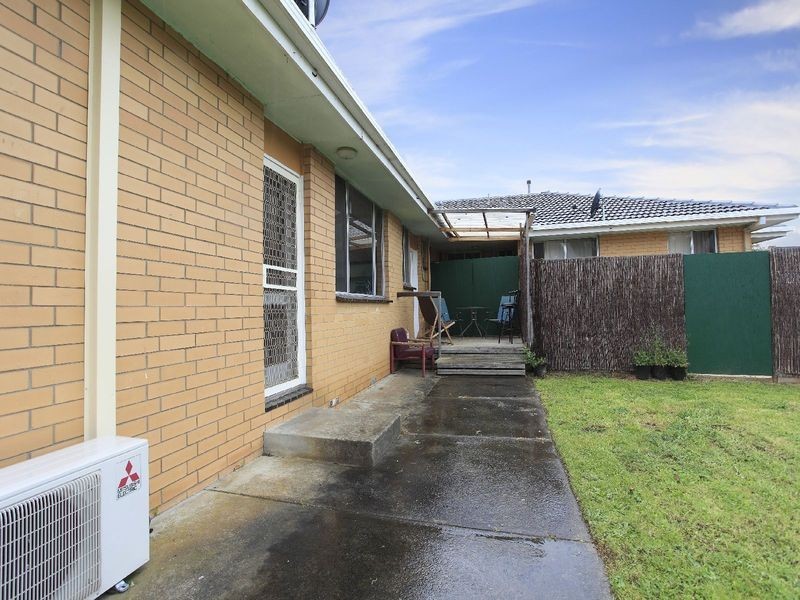 18 & 18A South Valley Road, Highton VIC 3216