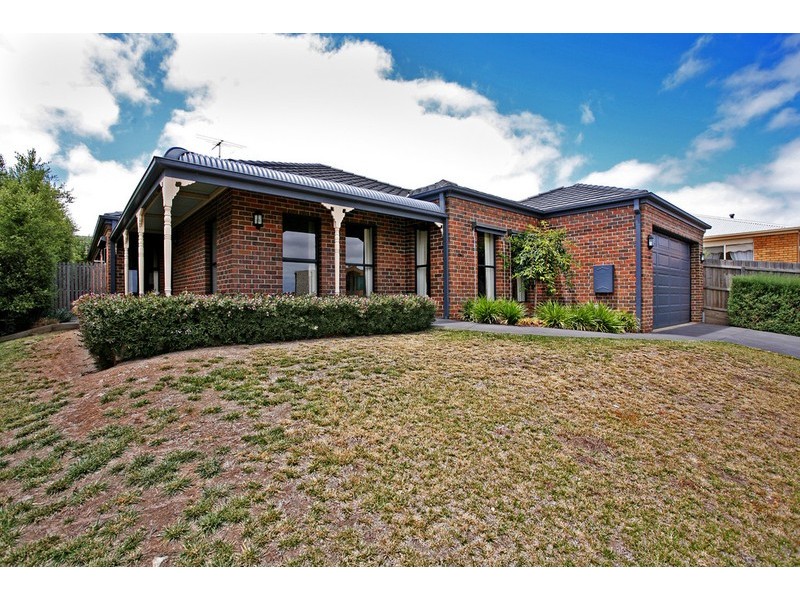 47 Parkwood Drive, Highton VIC 3216