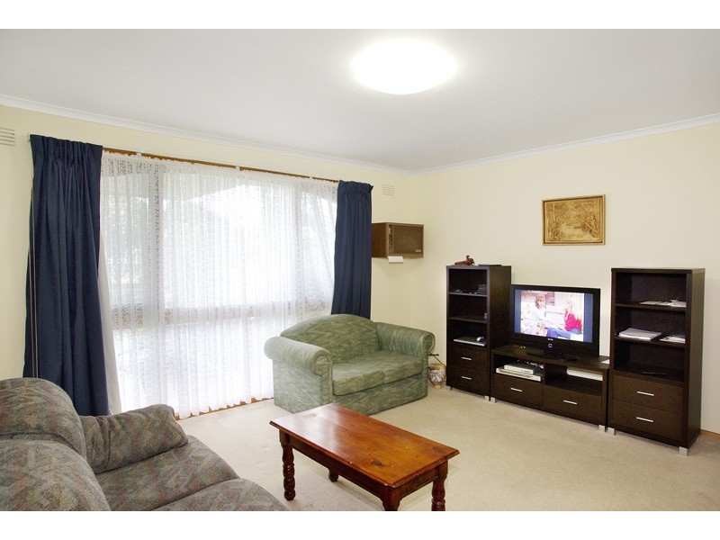 2/74 – 76 Barrabool Road, Highton VIC 3216