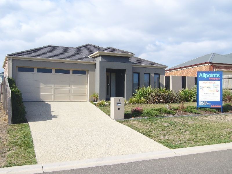 7 Janmar Court, Grovedale VIC 3216