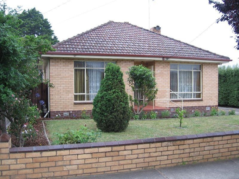 28 Kalimna Street, Hamlyn Heights VIC 3215