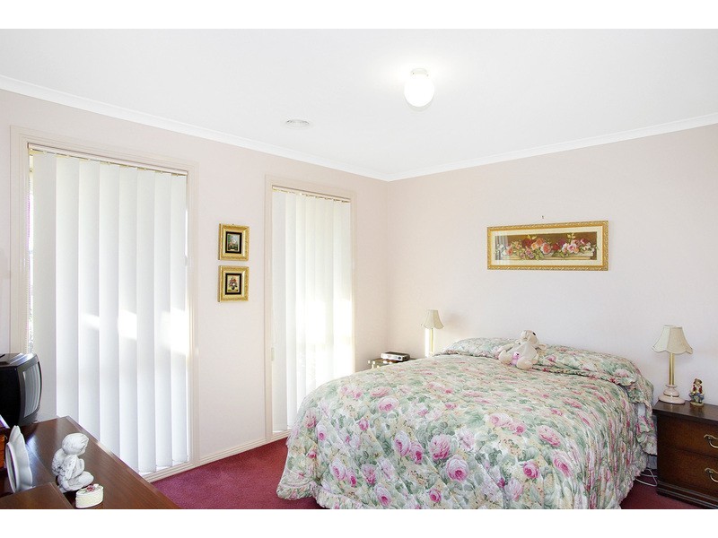62 Augustine Drive, Highton VIC 3216