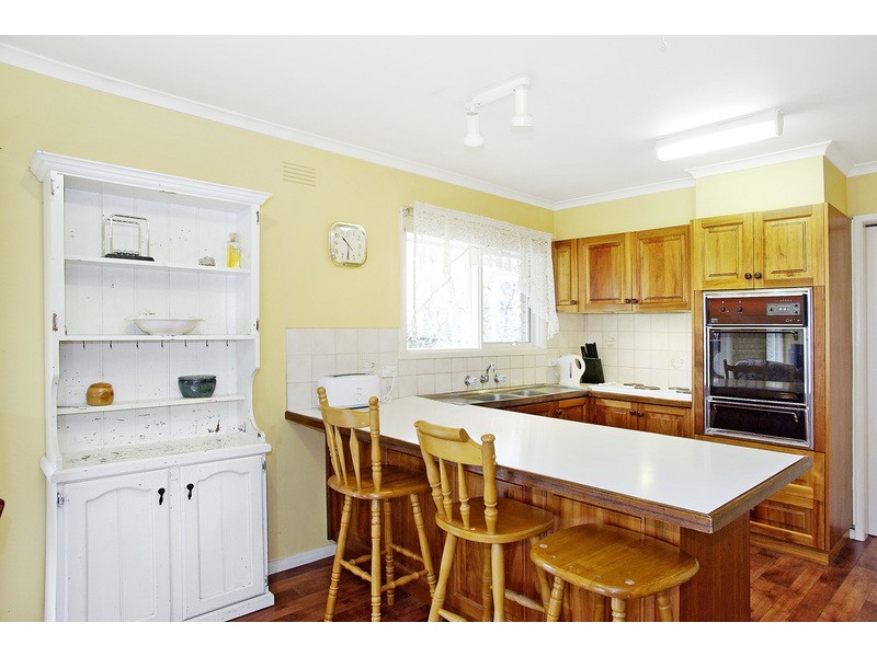 25 Fryers Road, Highton VIC 3216