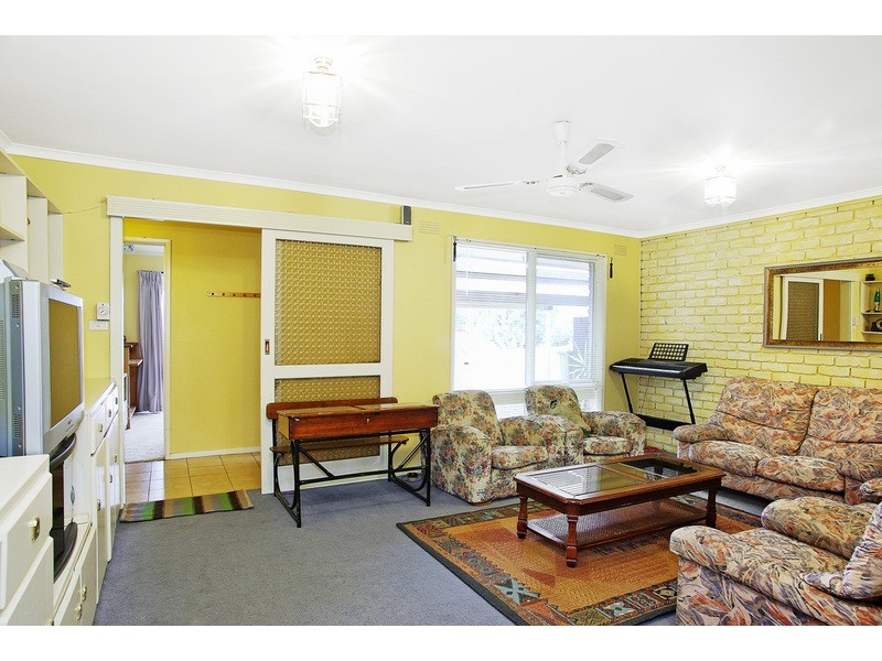 25 Fryers Road, Highton VIC 3216