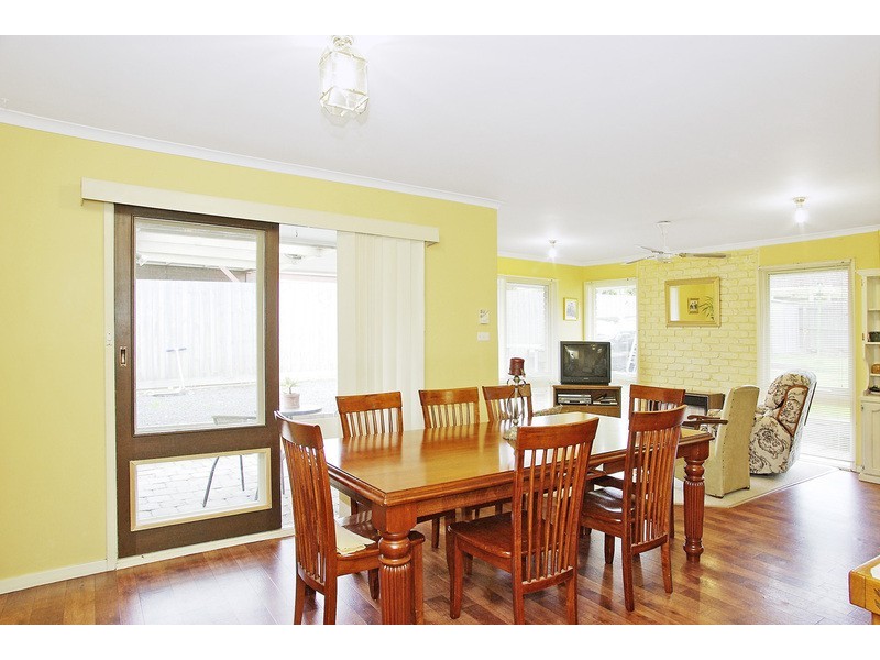 25 Fryers Road, Highton VIC 3216