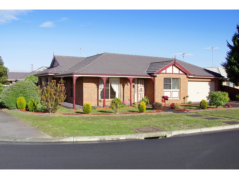 1 Molesworth Drive, Highton VIC 3216