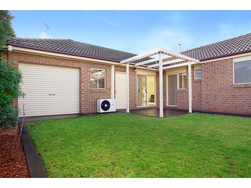 1 Molesworth Drive, Highton VIC 3216