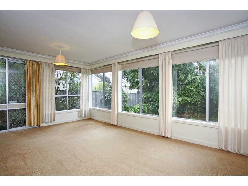 1 Harrison Court, Highton VIC 3216