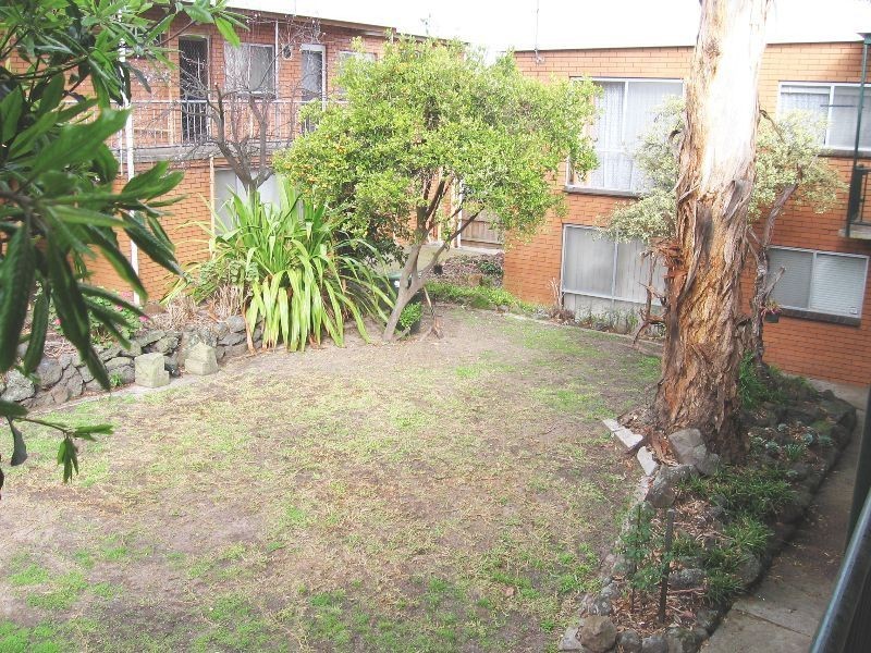 7/24 North Valley Road, Highton VIC 3216