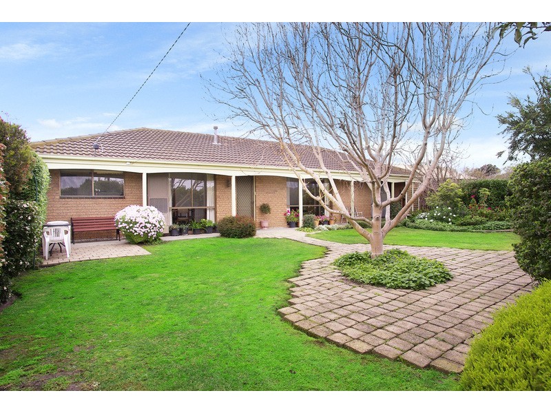 3 Fenland Court, Highton VIC 3216