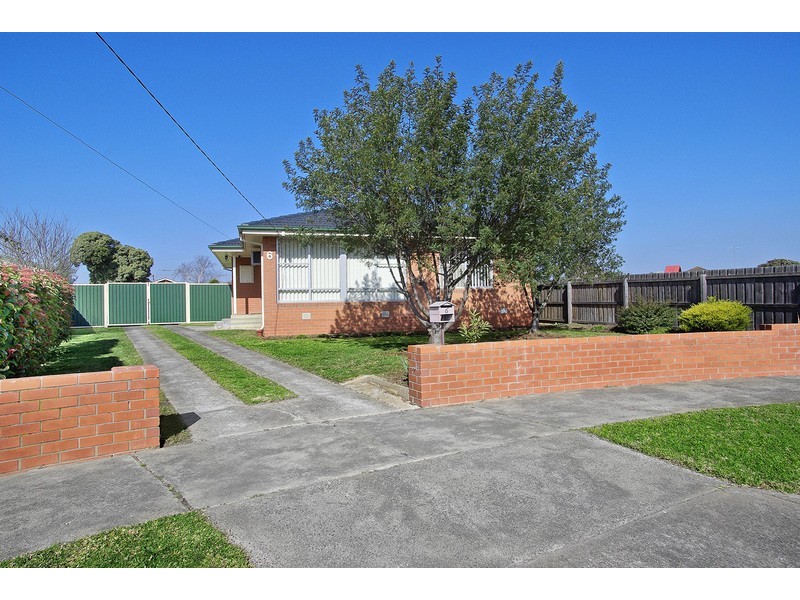 6 Solomon Court, Breakwater VIC 3219