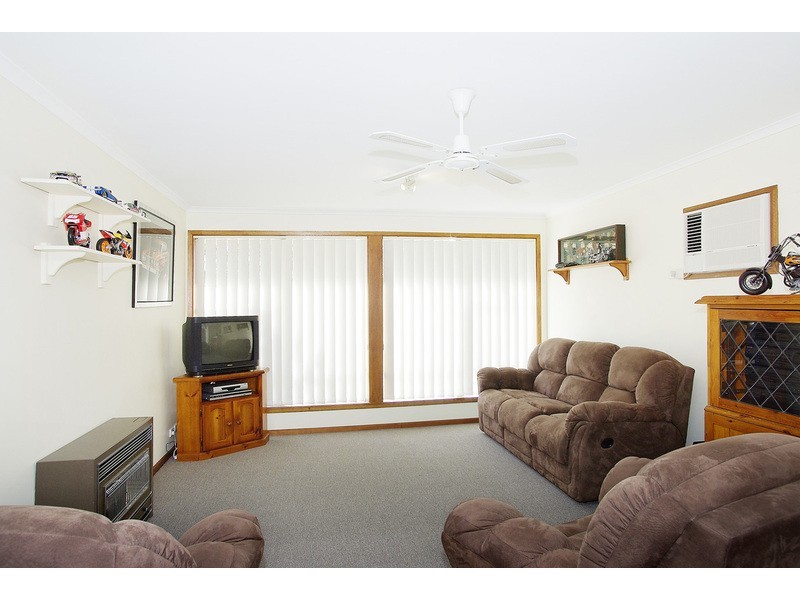 6 Solomon Court, Breakwater VIC 3219